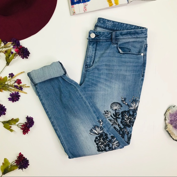 vera wang embroidered jeans